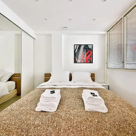 Livinparis - Luxury 2 Bedrooms Grands-boulevards I Paris